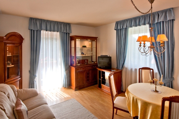 Hotel Engel Residence